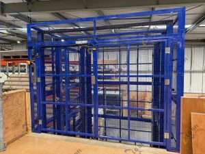 Read more about the article 2,000 kg Hydraulic Cargo Lift Installed in New Zealand